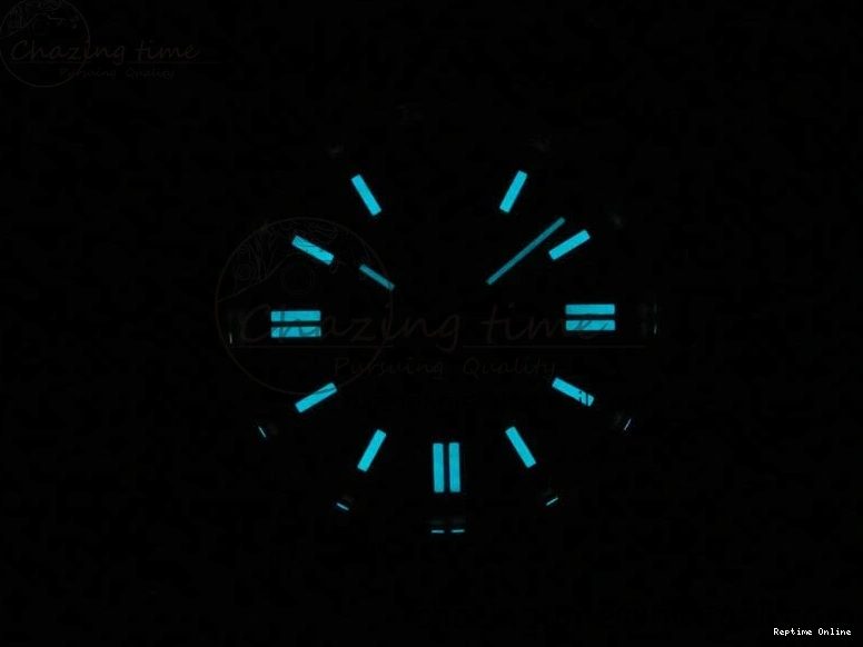 1226 Casual Oyster Perpetual 41mm 124300 EWF Best Edition Red Dial on SS Bracelet A 2856